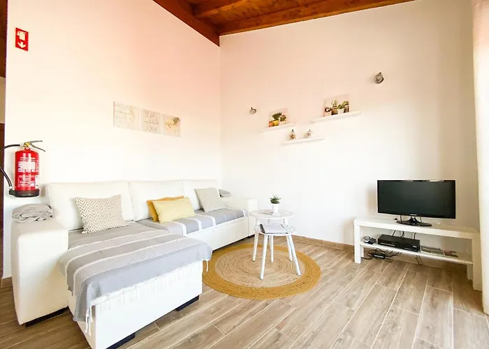 Casa Do Sapateiro - No Centro Histórico De *